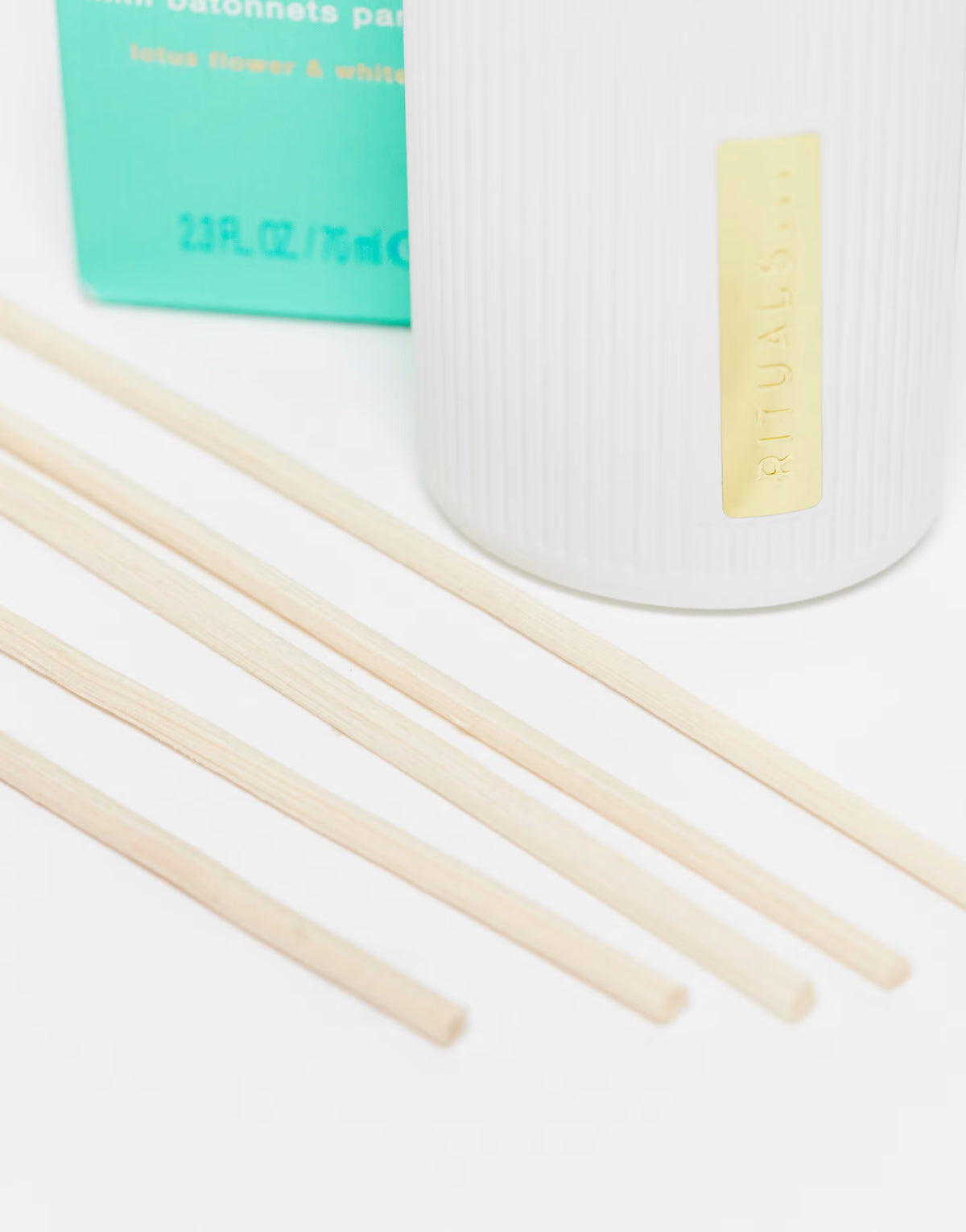 RITUALS The Ritual of Karma Mini Fragrance Sticks – White Tea &amp; Lotus Flower, 2.37 fl oz (70 ml)